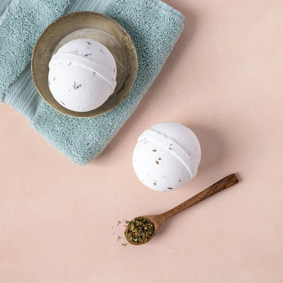 Bath Bomb: Eucalyptus Peppermint